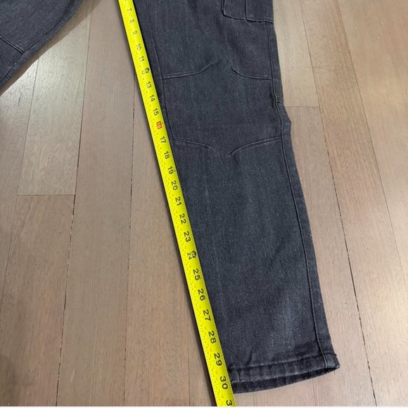 Men's Black Cargo Pants - Picture 2 of 4